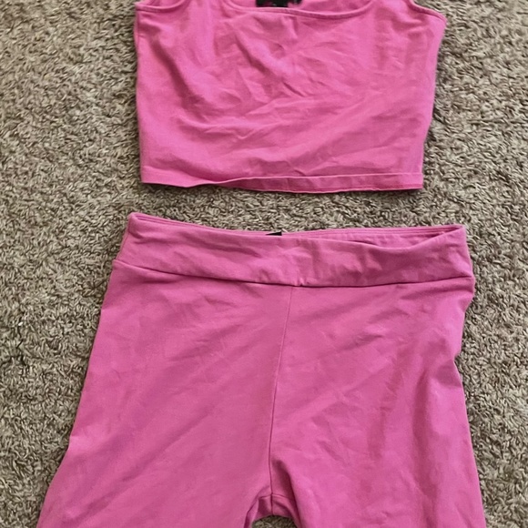 Matching tank and shorts in bright pink - Picture 2 of 2